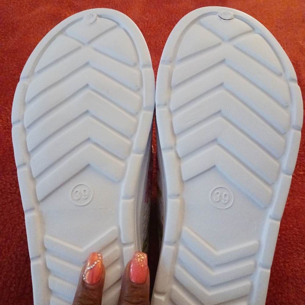 Comforf slides - Picture 3 of 4